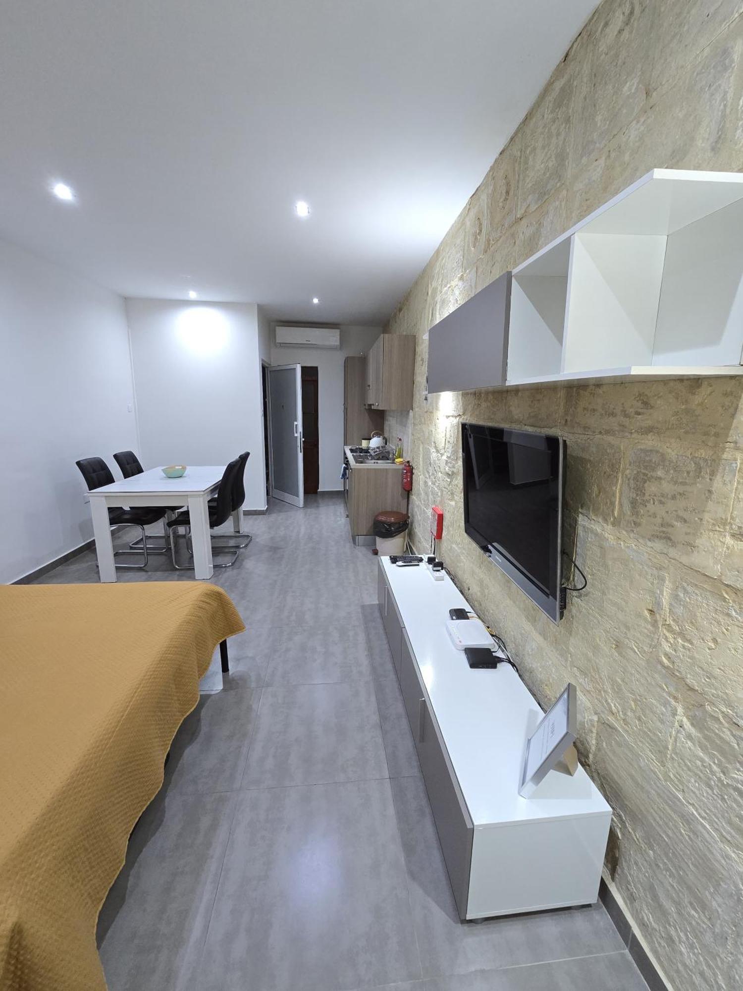 Sqaq Numru 1 Accomodation Hotel Rabat Exterior photo